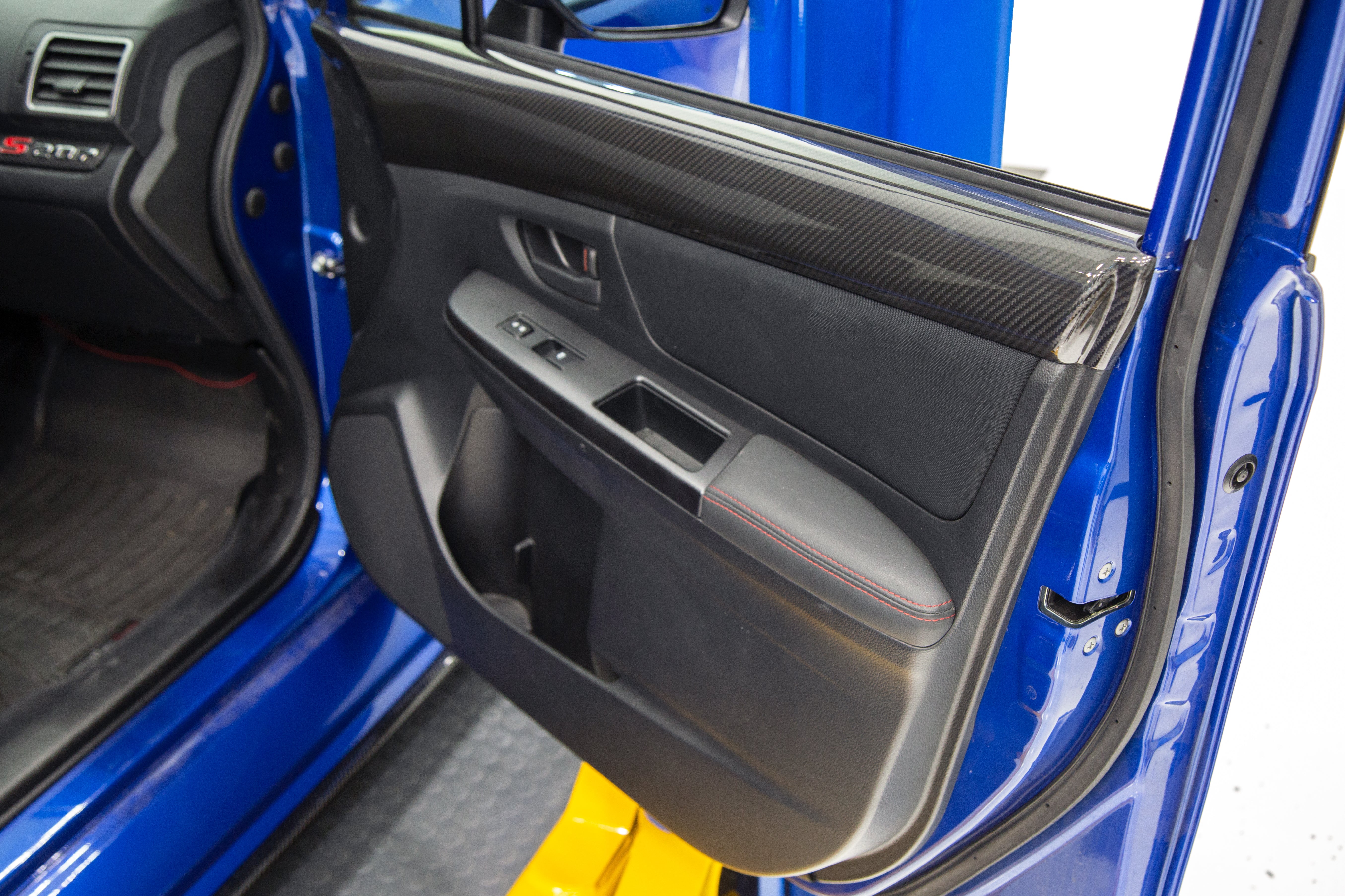 OLM LE Dry Carbon Front Door Trim Upper Panels - 2015-2021 WRX / STI - Image 9